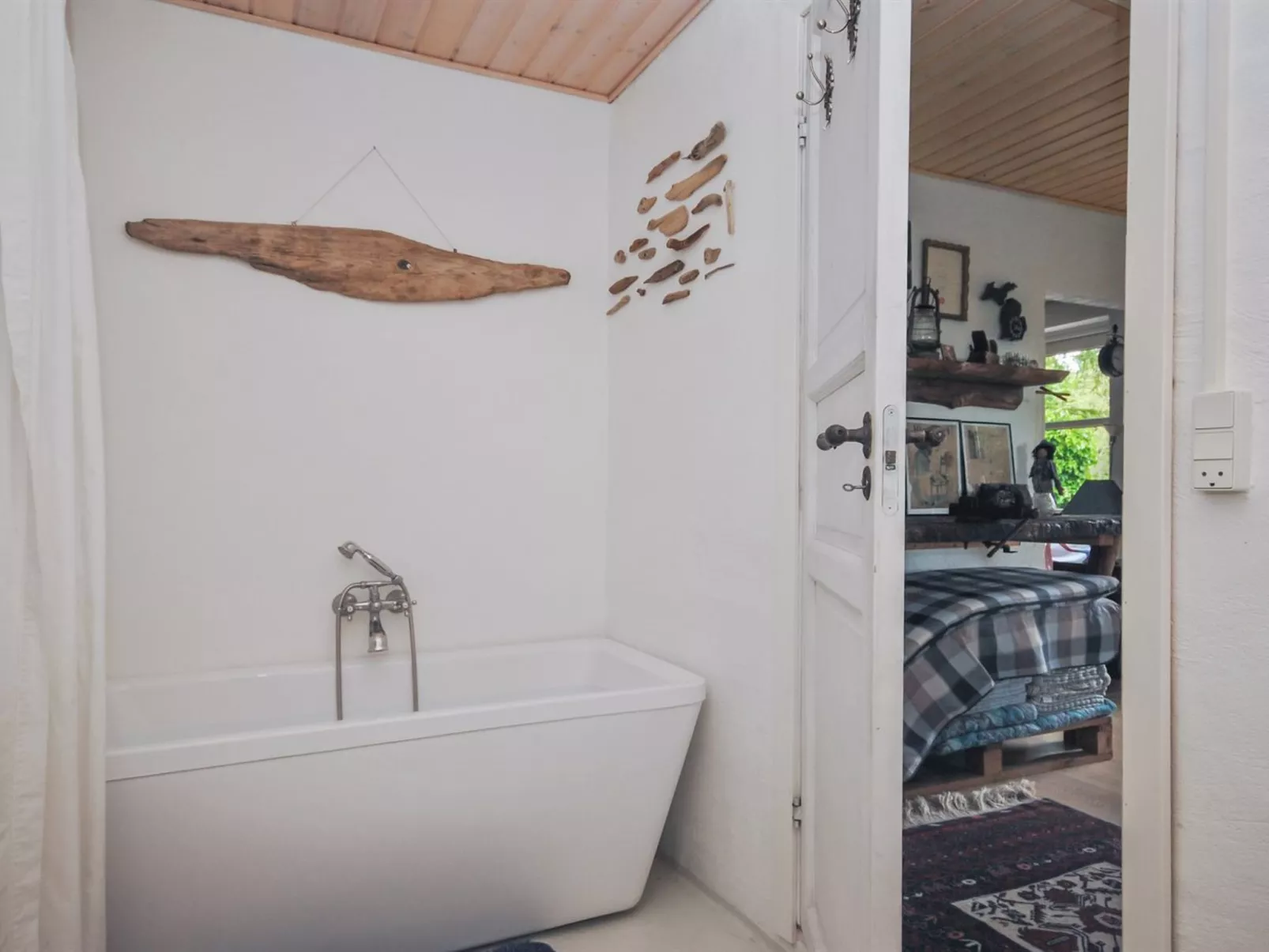 "Ludovic" - 7km from the sea-Binnen