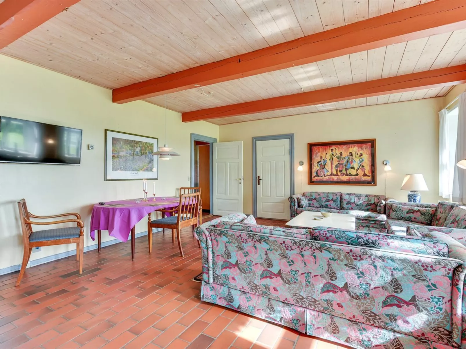 "Tilla" - 600m from the sea-Binnen