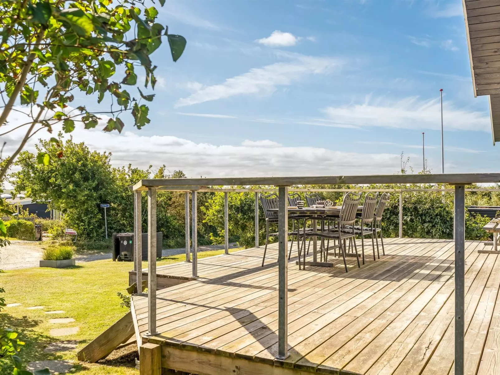 "Engelbertine" - 210m to the fjord-Buiten