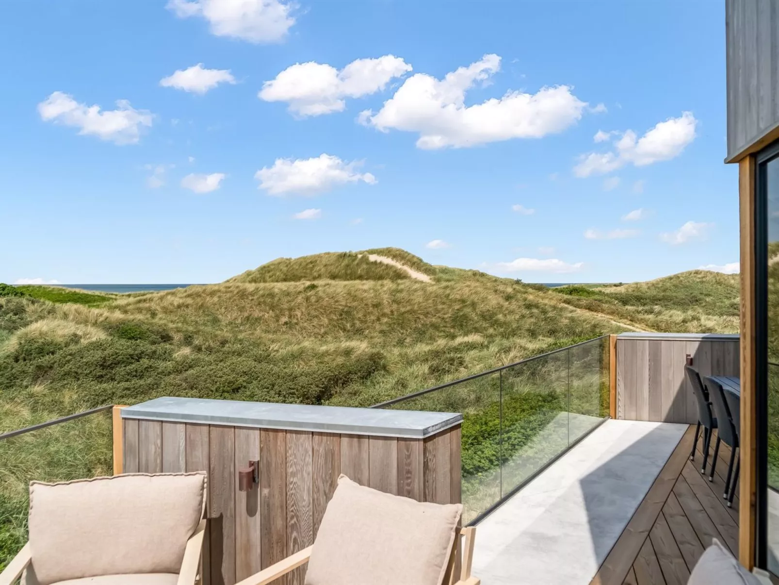 "Tamina" - 50m from the sea-Buiten