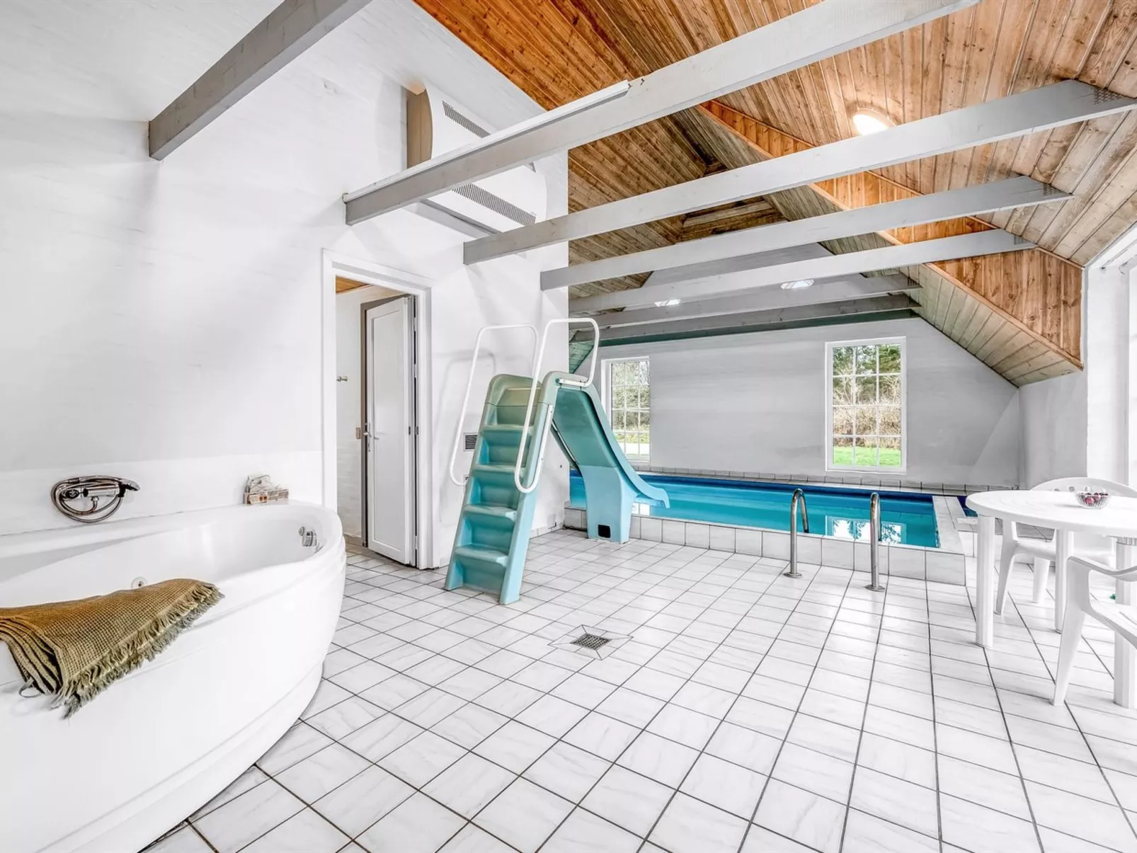 "Aagot" - 1.7km from the sea-Buiten