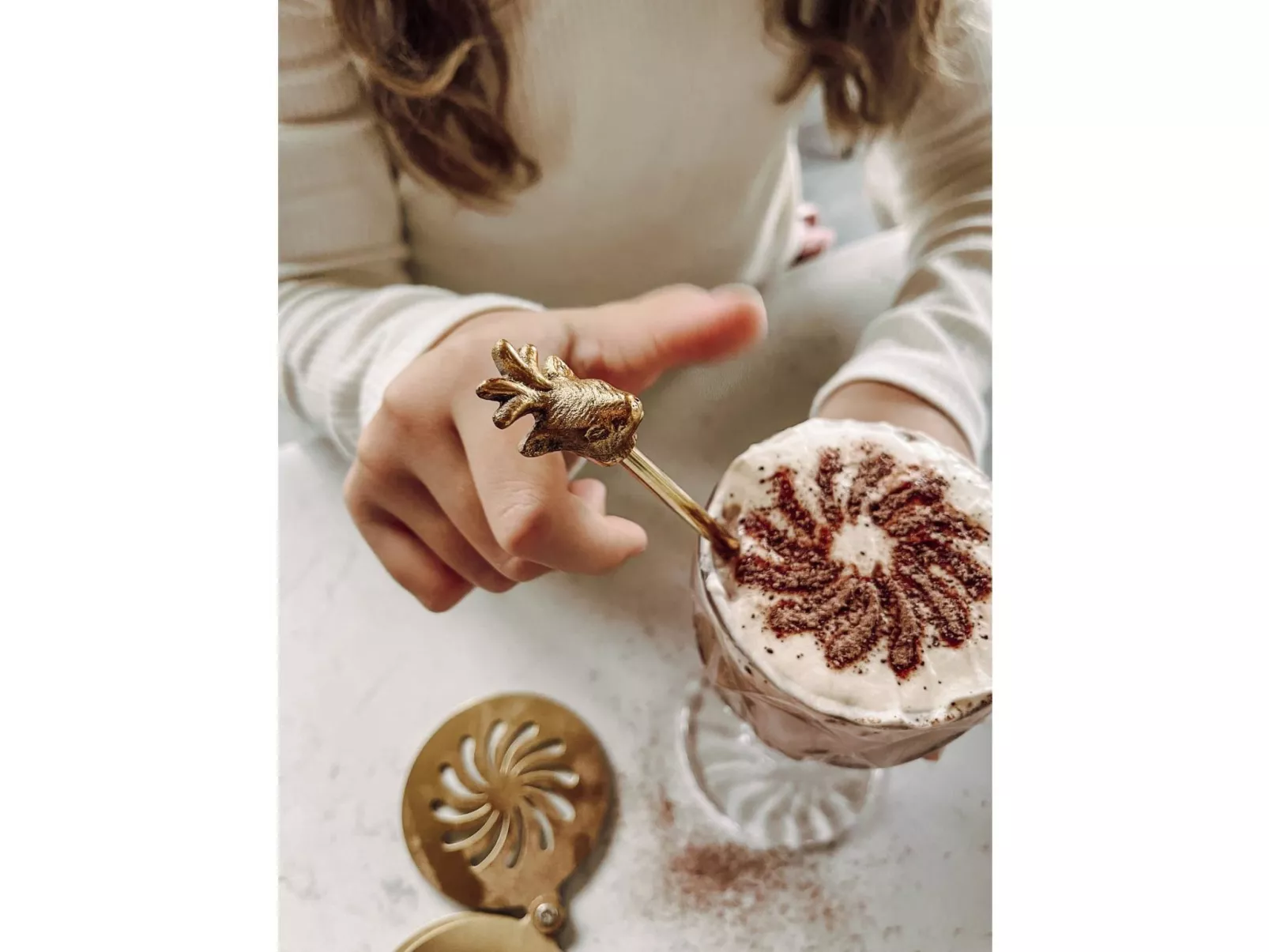 Willa levi west b-Binnen