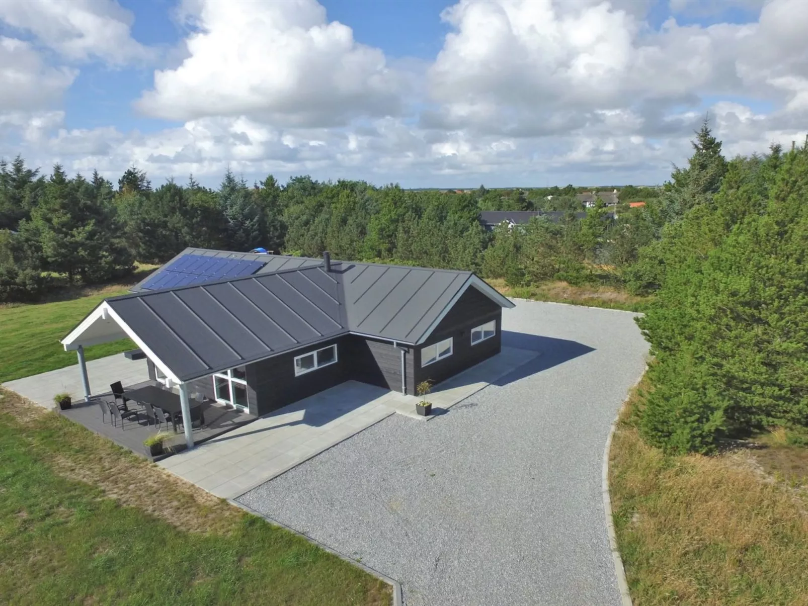 "Hwithoveth" - 1.4km from the sea-Buiten