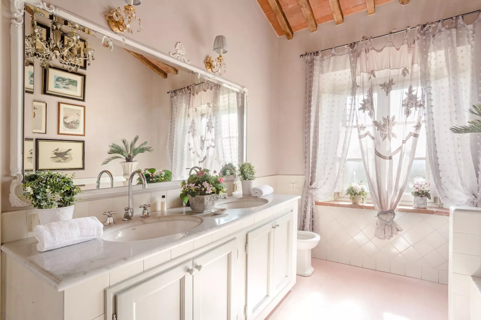 Villa Il Palagio-Badkamer