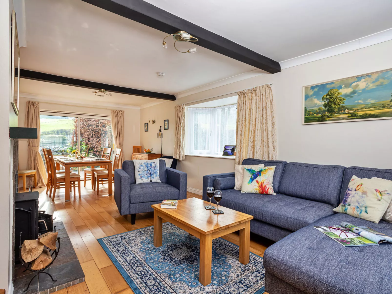 The Duck House-Binnen