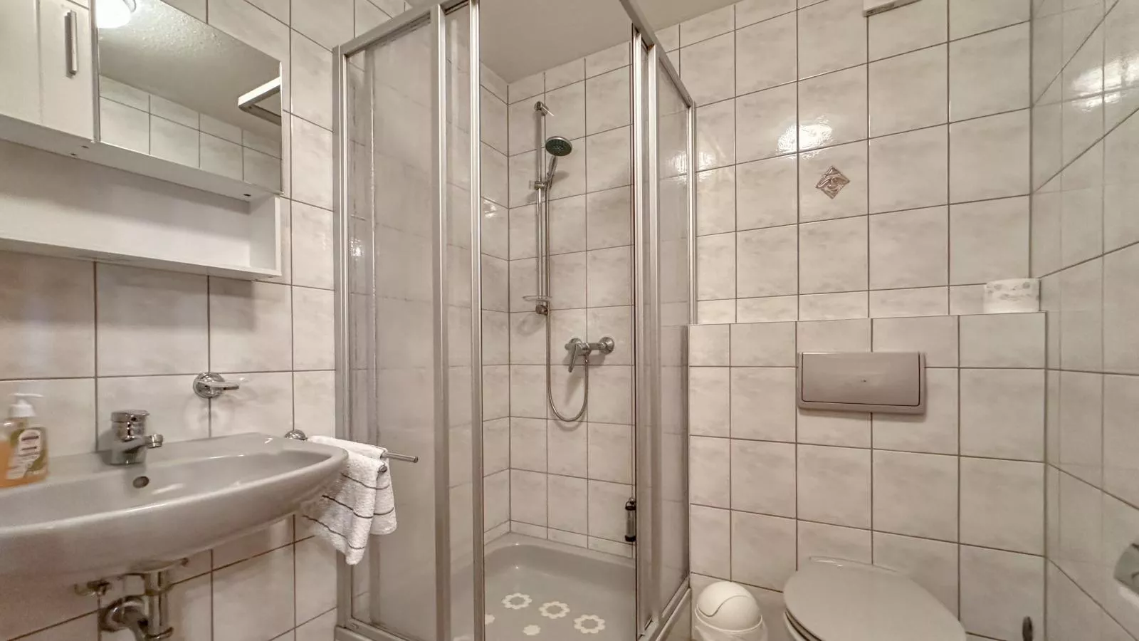 Blumenhof II-Badkamer