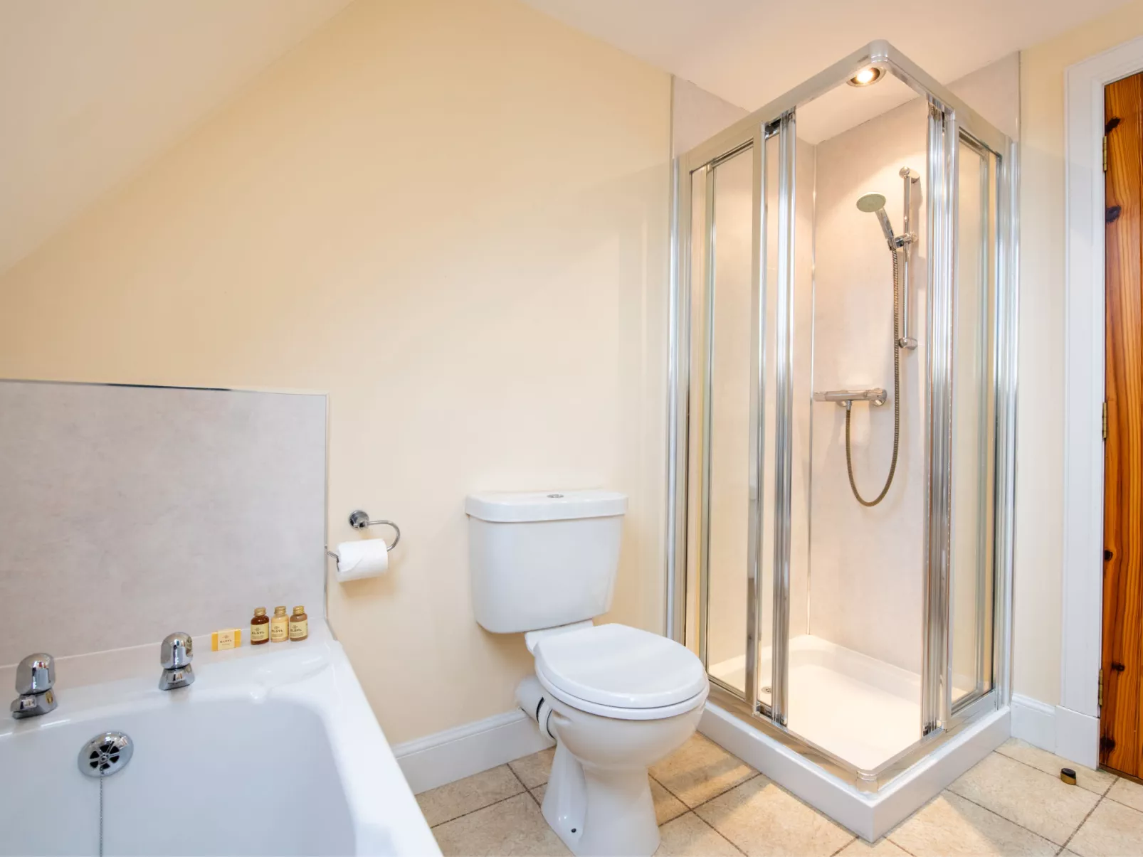 Corrimony View-Binnen