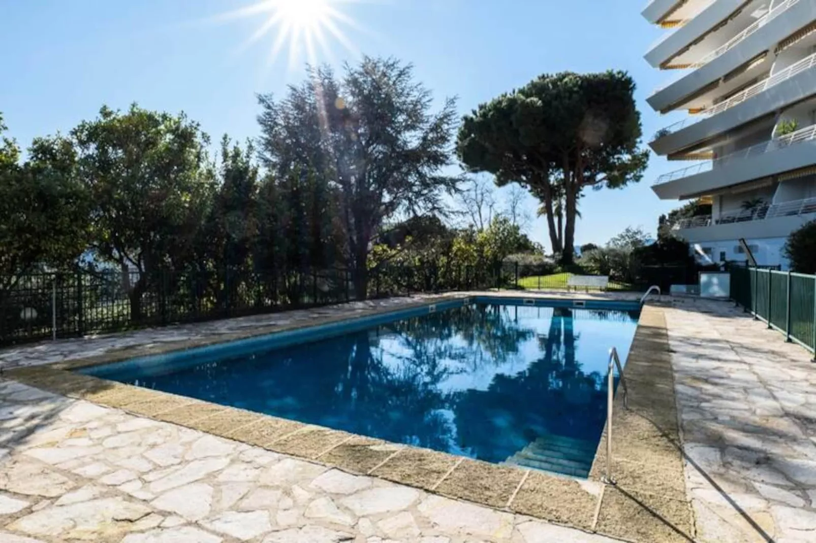 Résidence 4p De 96m&sup2; Sur Les Hauteurs De Cannes-Niet-getagd