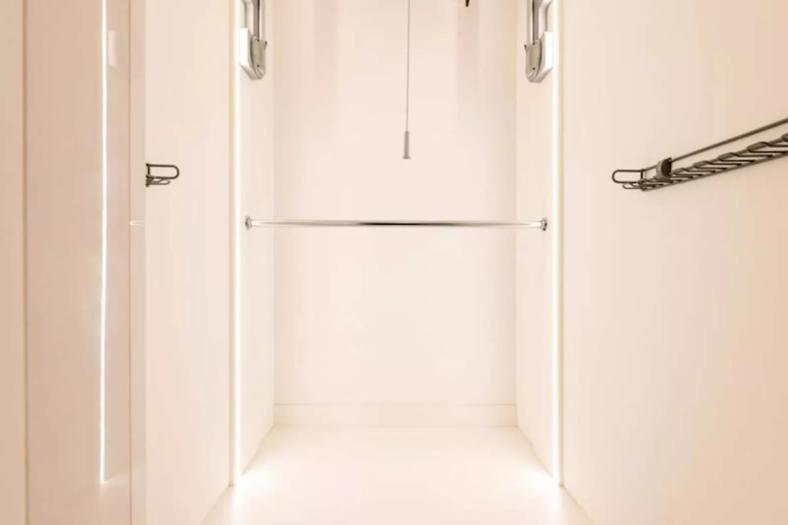 Résidence Spacieux 3p En R&eacute;sidence Avec Piscine-Niet-getagd