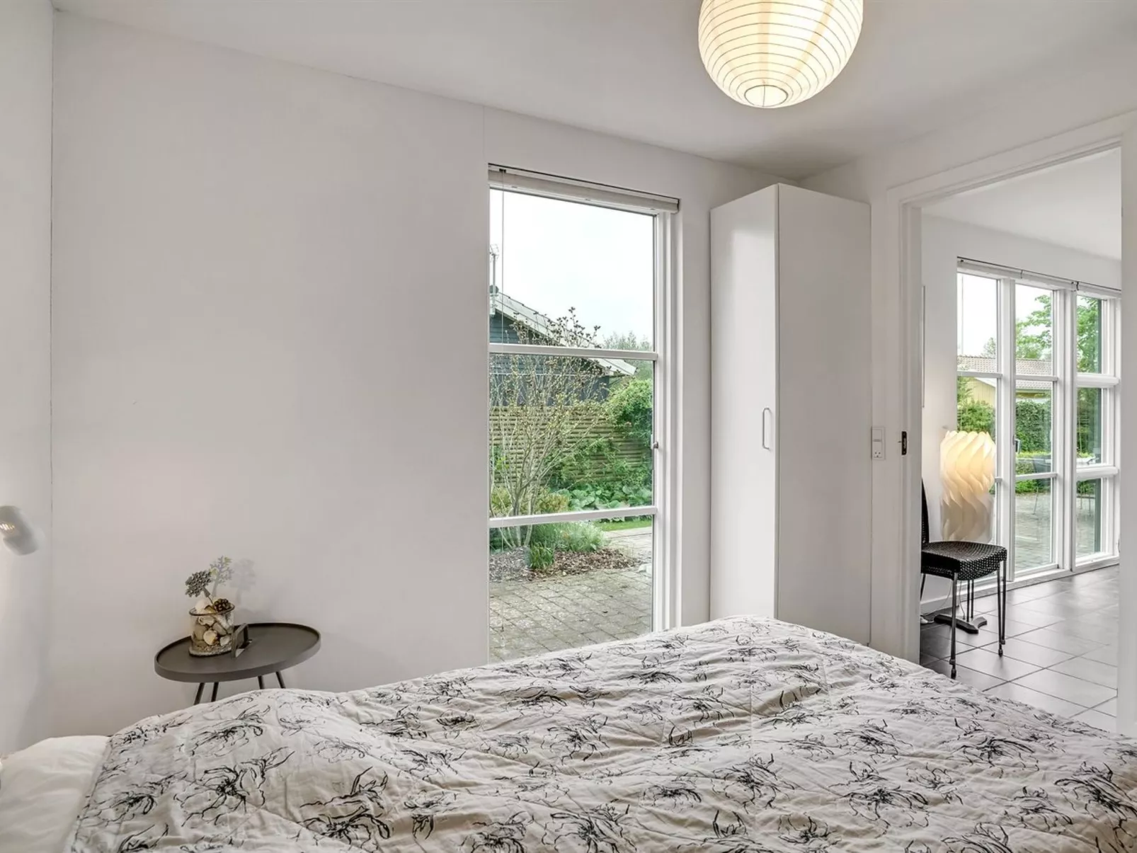 "Gullan" - 75m from the sea-Binnen