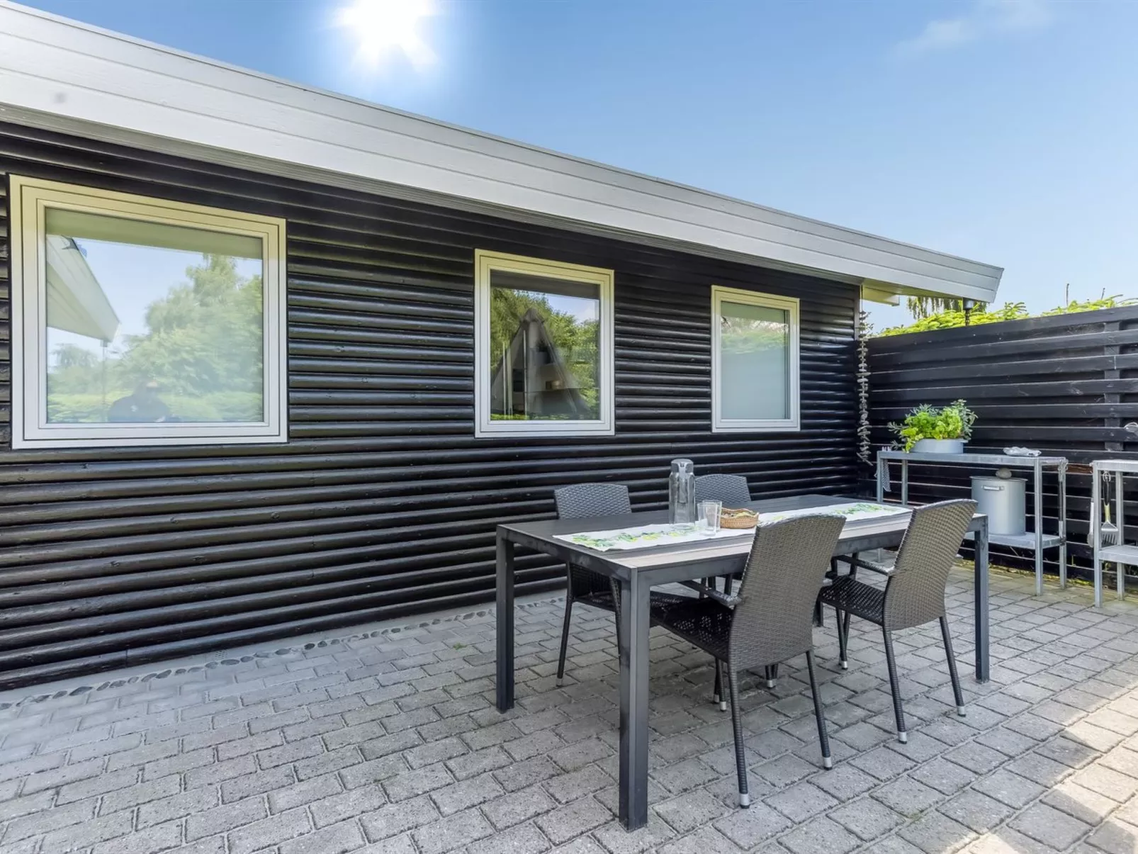 "Allaine" - 500m from the sea-Buiten