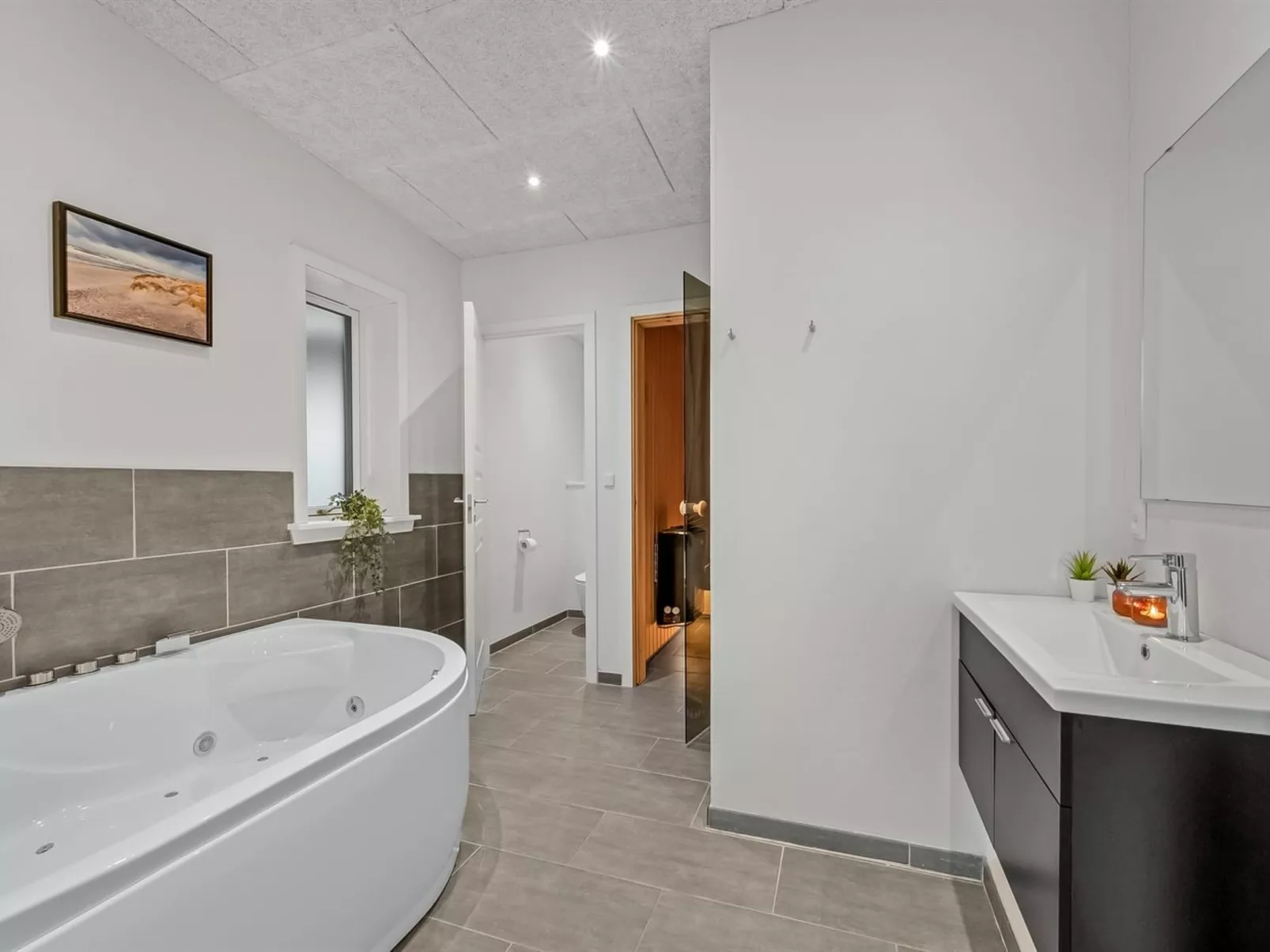 "Marius" - 400m from the sea-Binnen