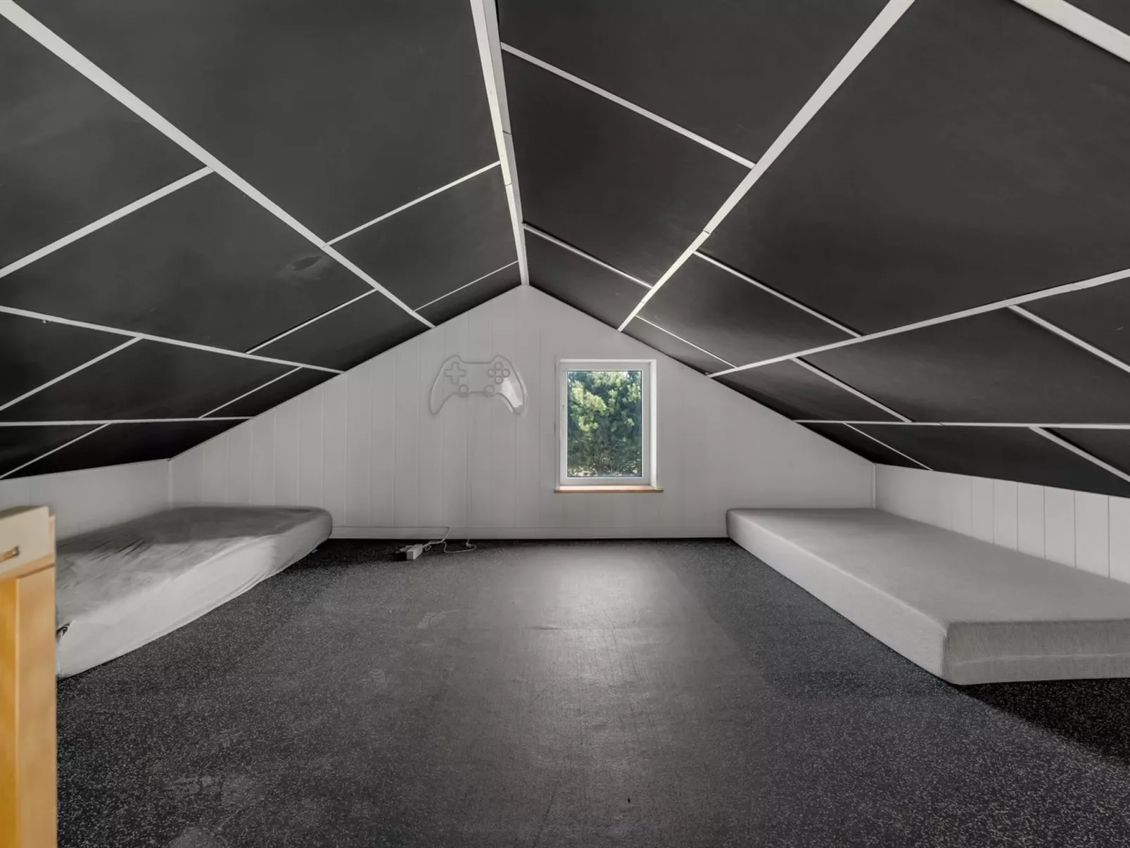 "Amdi" - 1.3km from the sea-Binnen