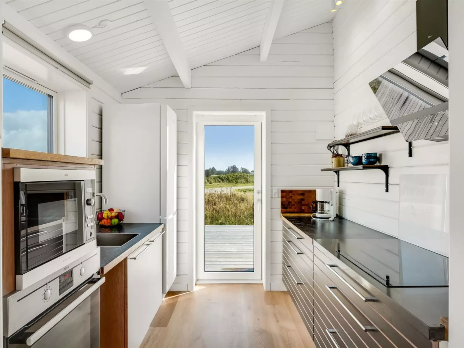 "Luisa" - 1km from the sea-Binnen