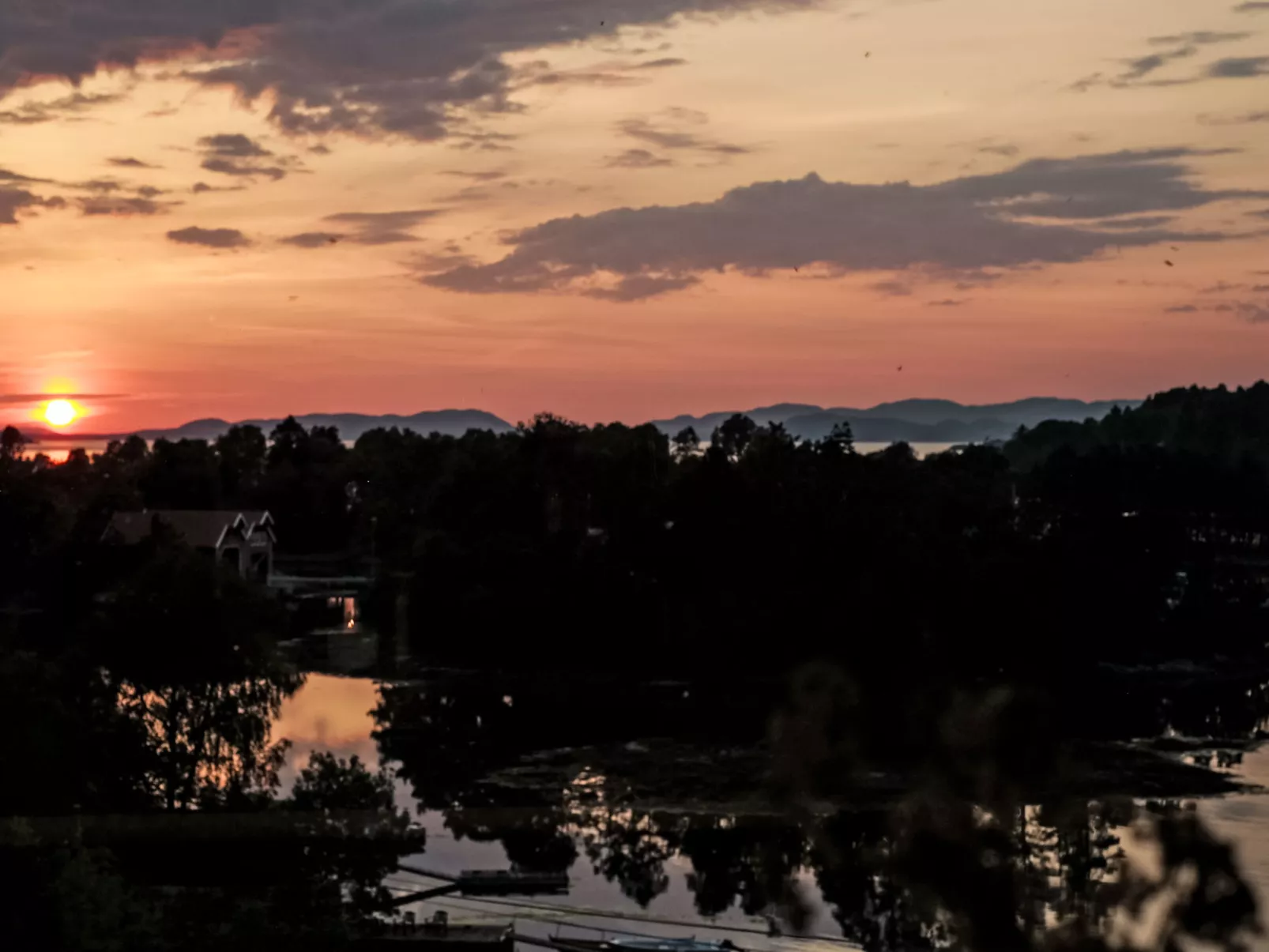 Lauvlid Cottage-Buiten