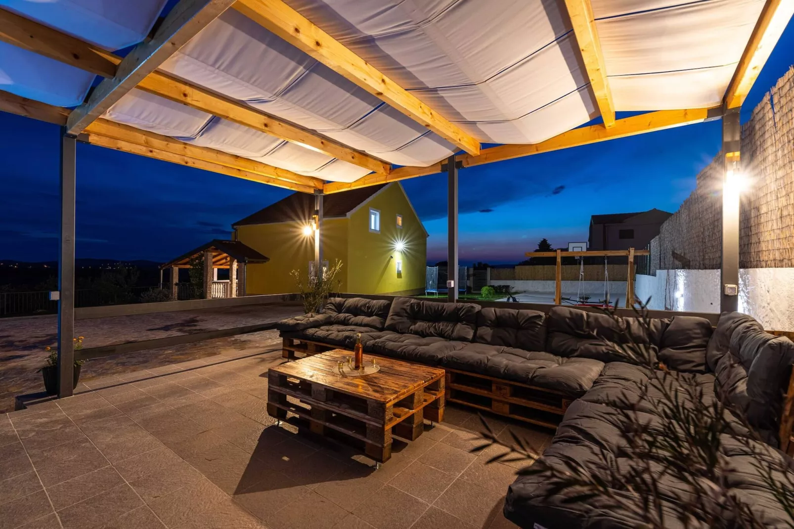 Holiday home Agro Casa-Terrasbalkon