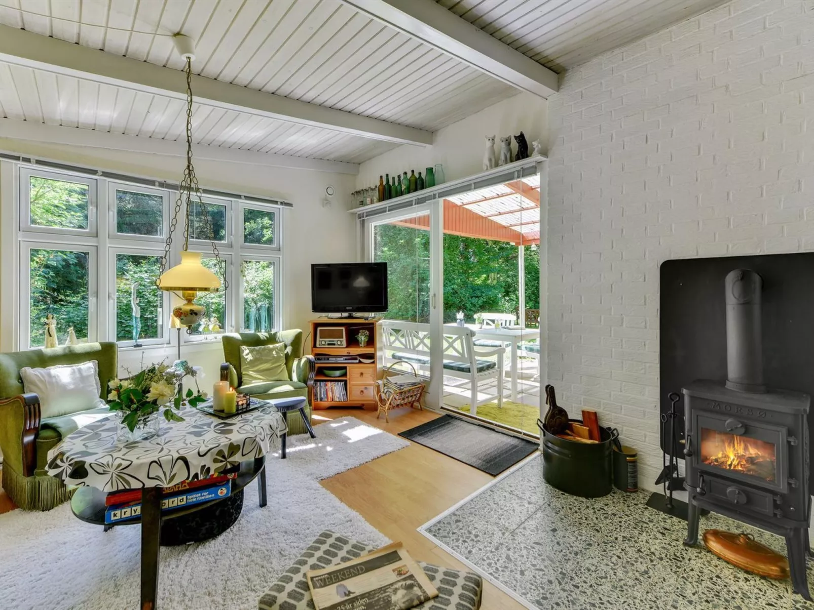 "Deik" - 2km to the fjord-Binnen