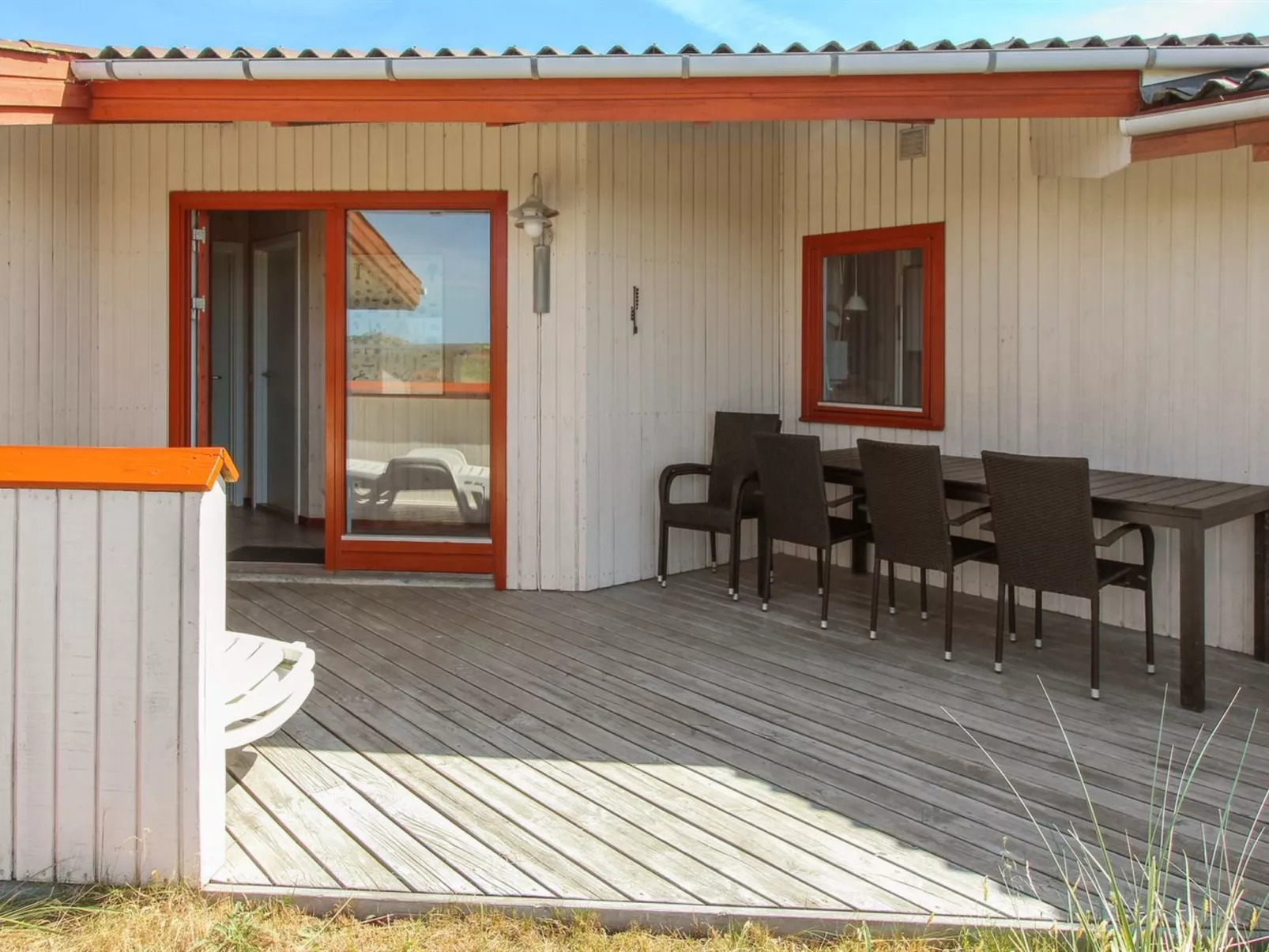 "Jorma" - 250m to the fjord-Buiten