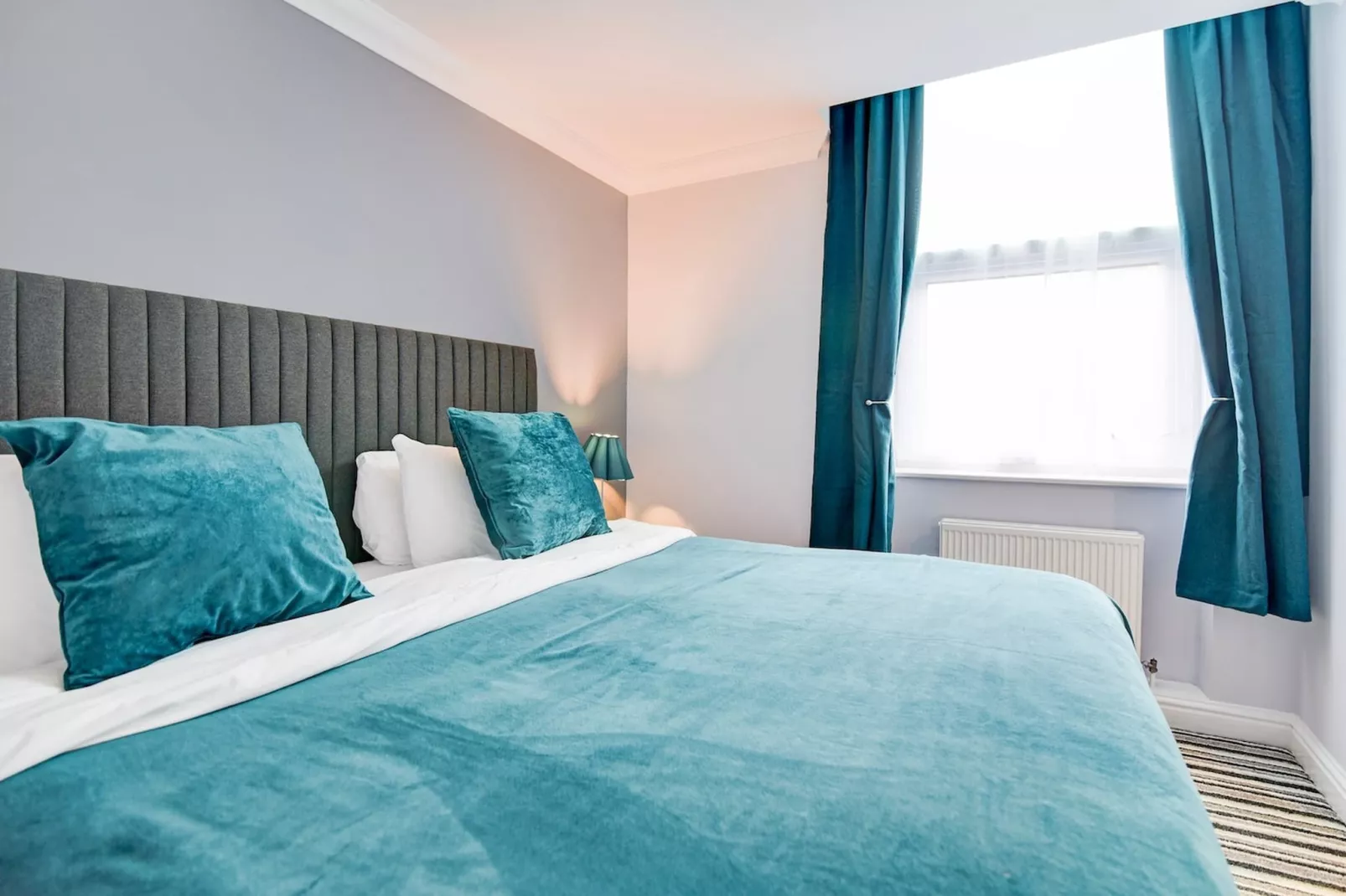 UA Twin Wet Room-Slaapkamer