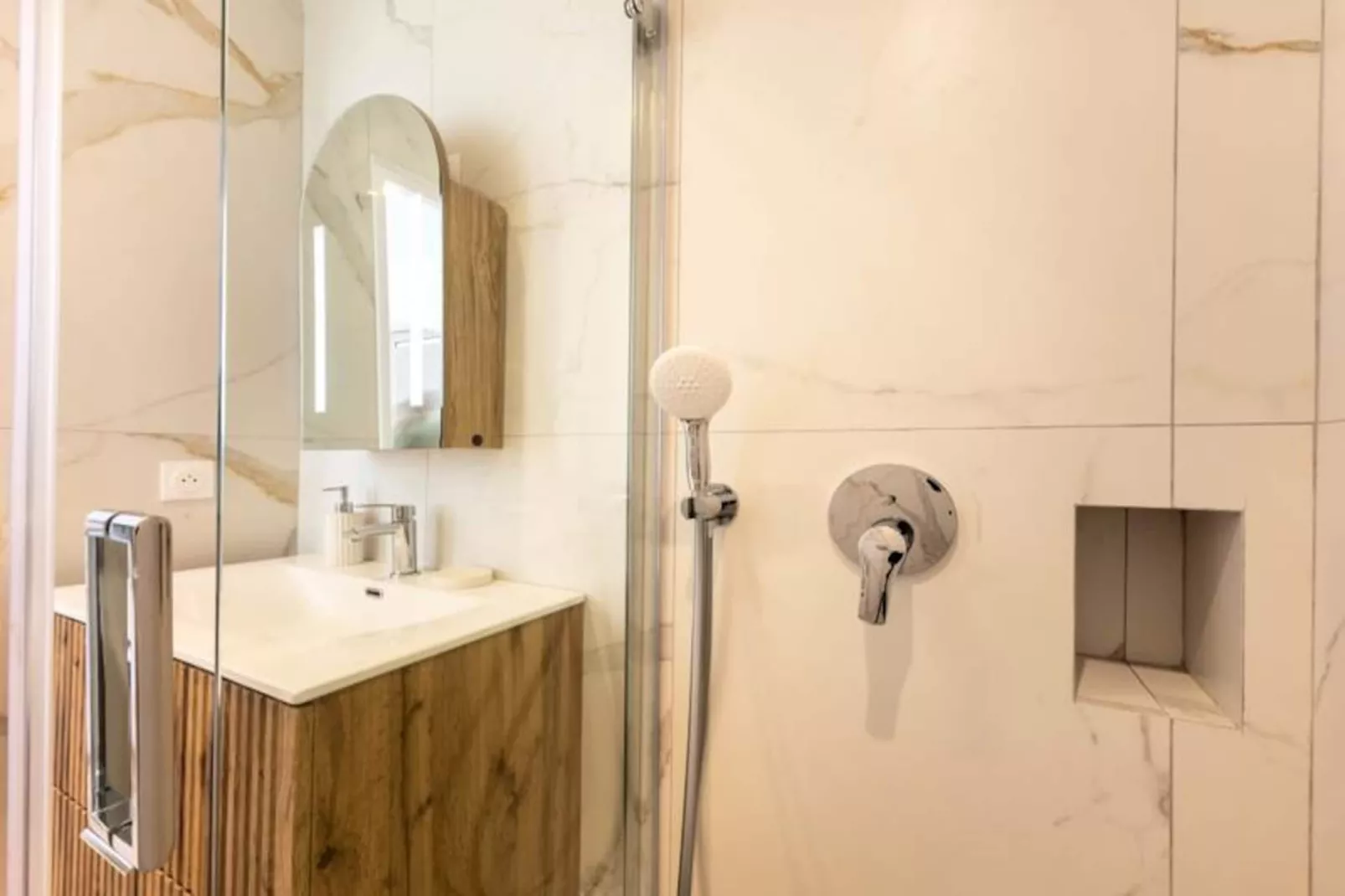 06db Magnifique Appartement Vue Incroyable Mtboron-Niet-getagd