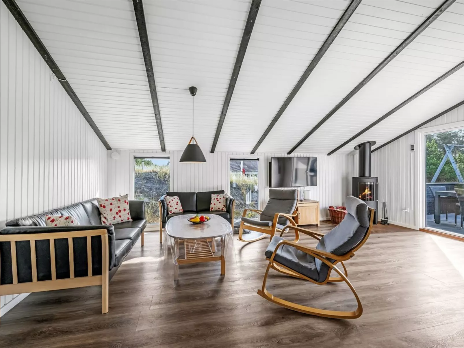 "Teoline" - 500m to the fjord-Binnen