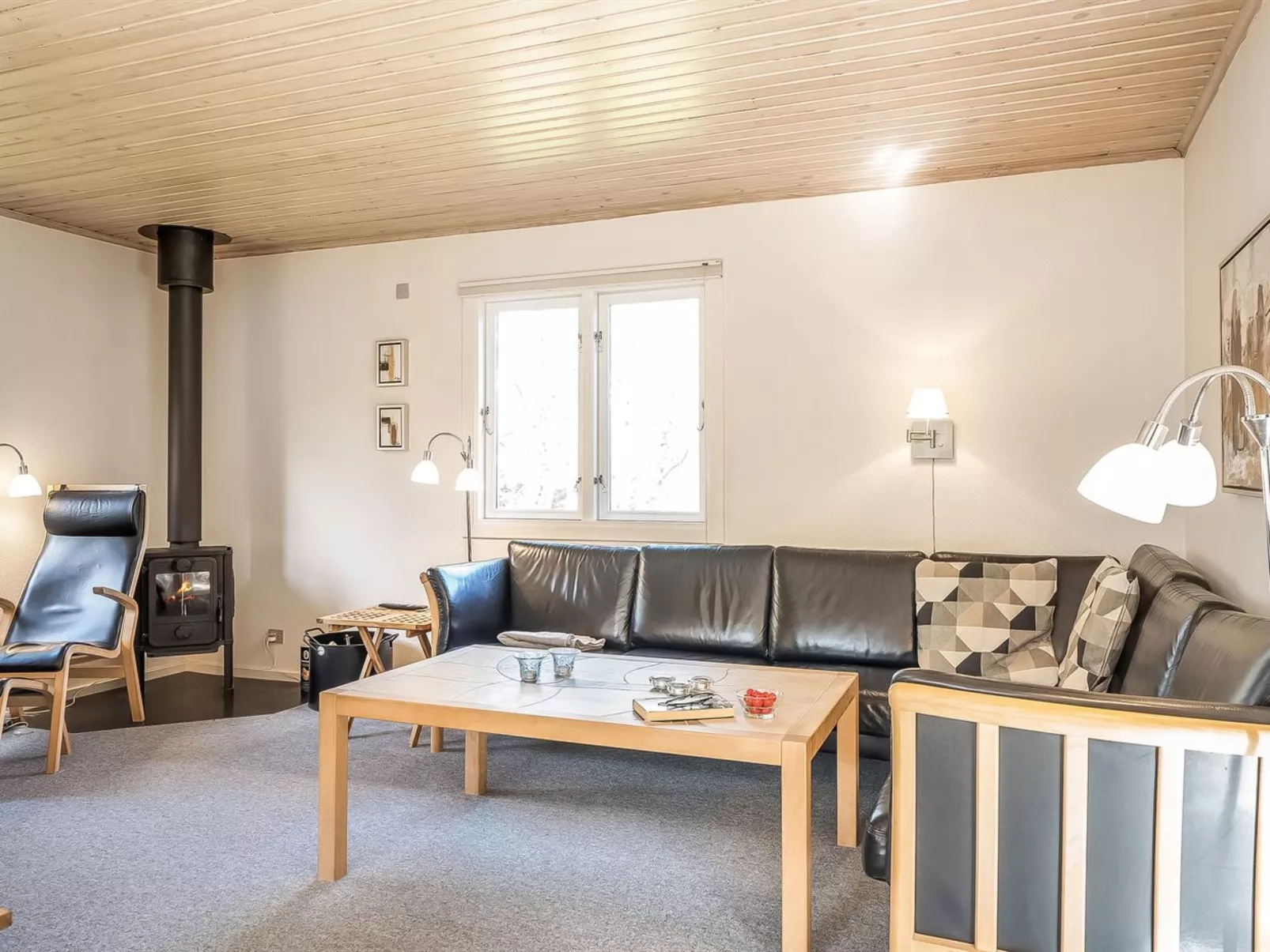 "Lökea" - 800m from the sea-Binnen