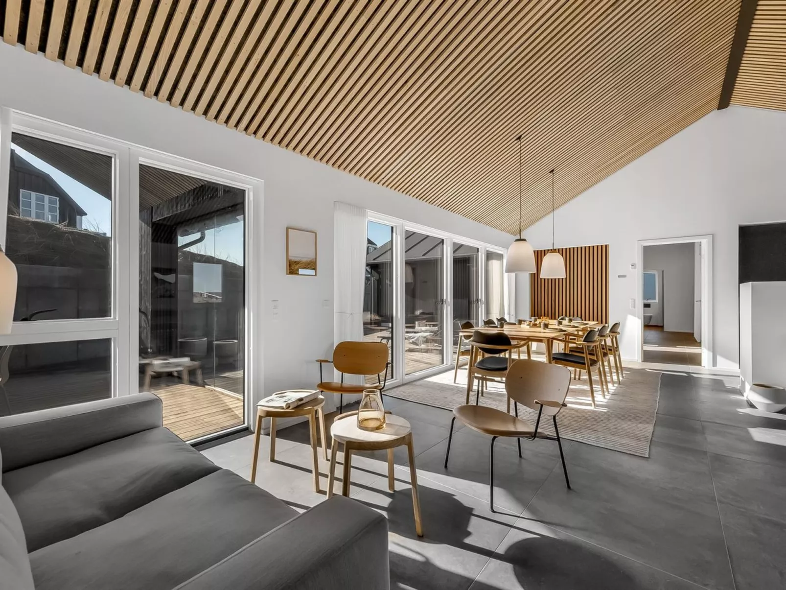 "Maximiliane" -  from the sea-Binnen