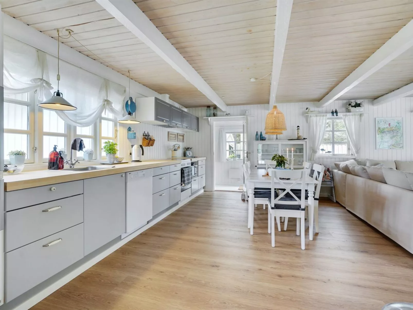 "Gunnulf" - 750m from the sea-Binnen