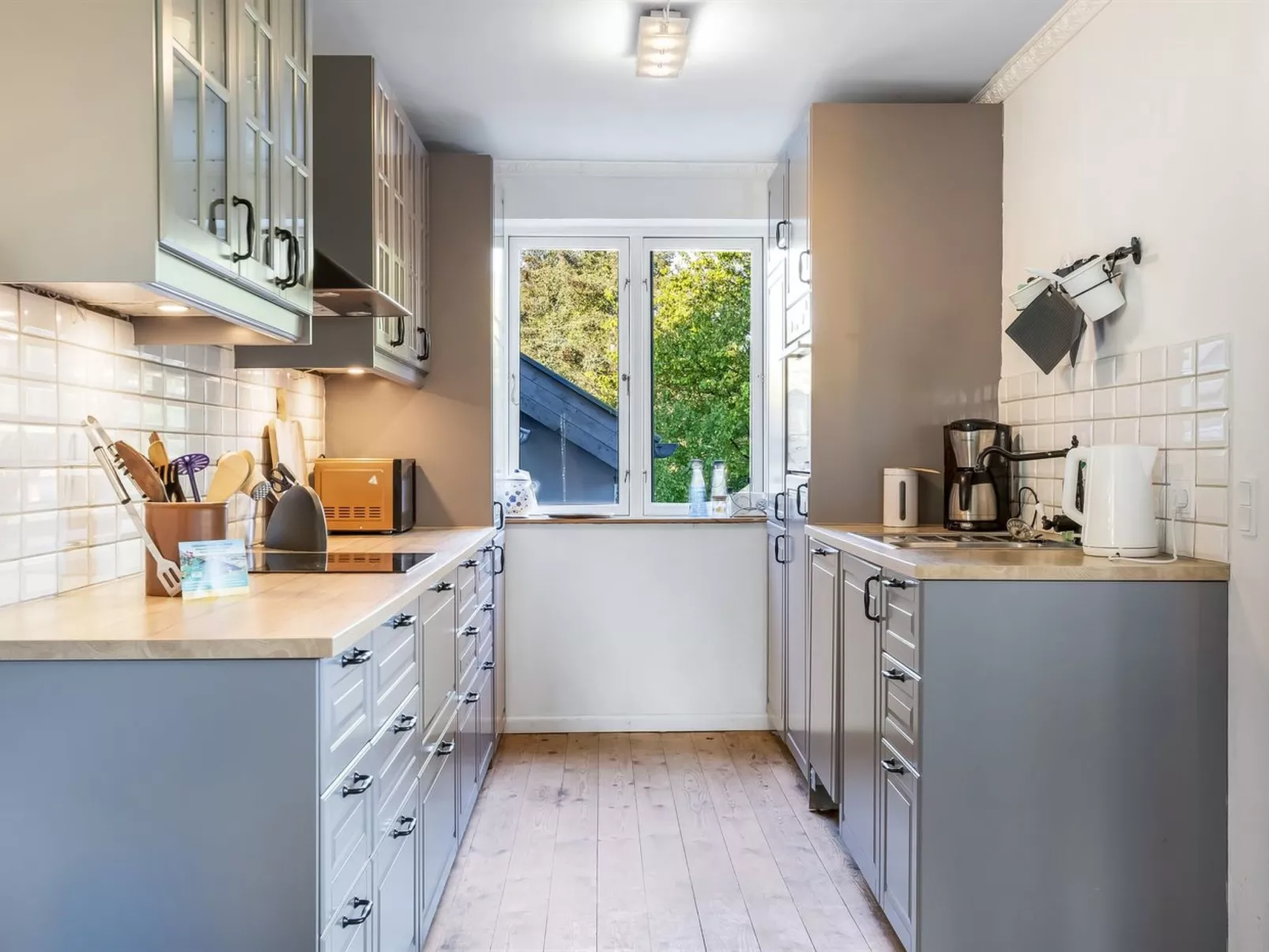 "Albina" - 4.5km from the sea-Binnen