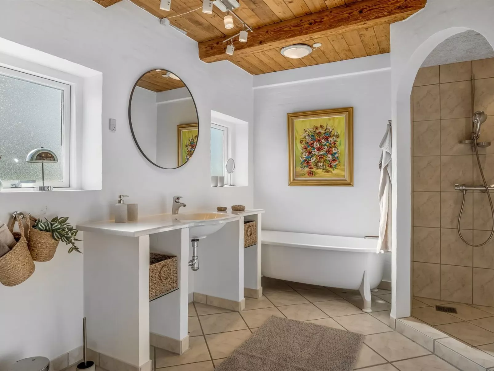 "Elida" - 400m from the sea-Binnen