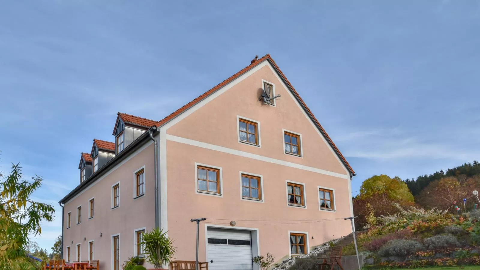 Blumenhof II-Buitenkant zomer