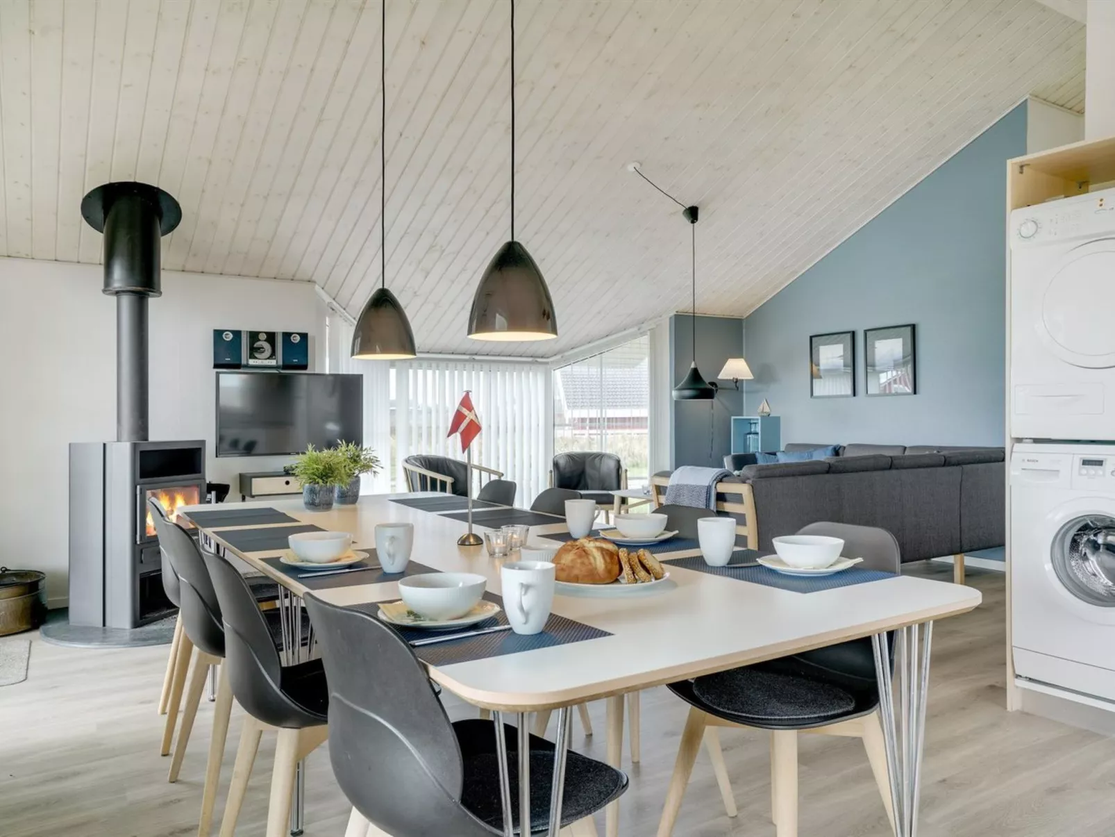 "Mieka" - 400m from the sea-Binnen