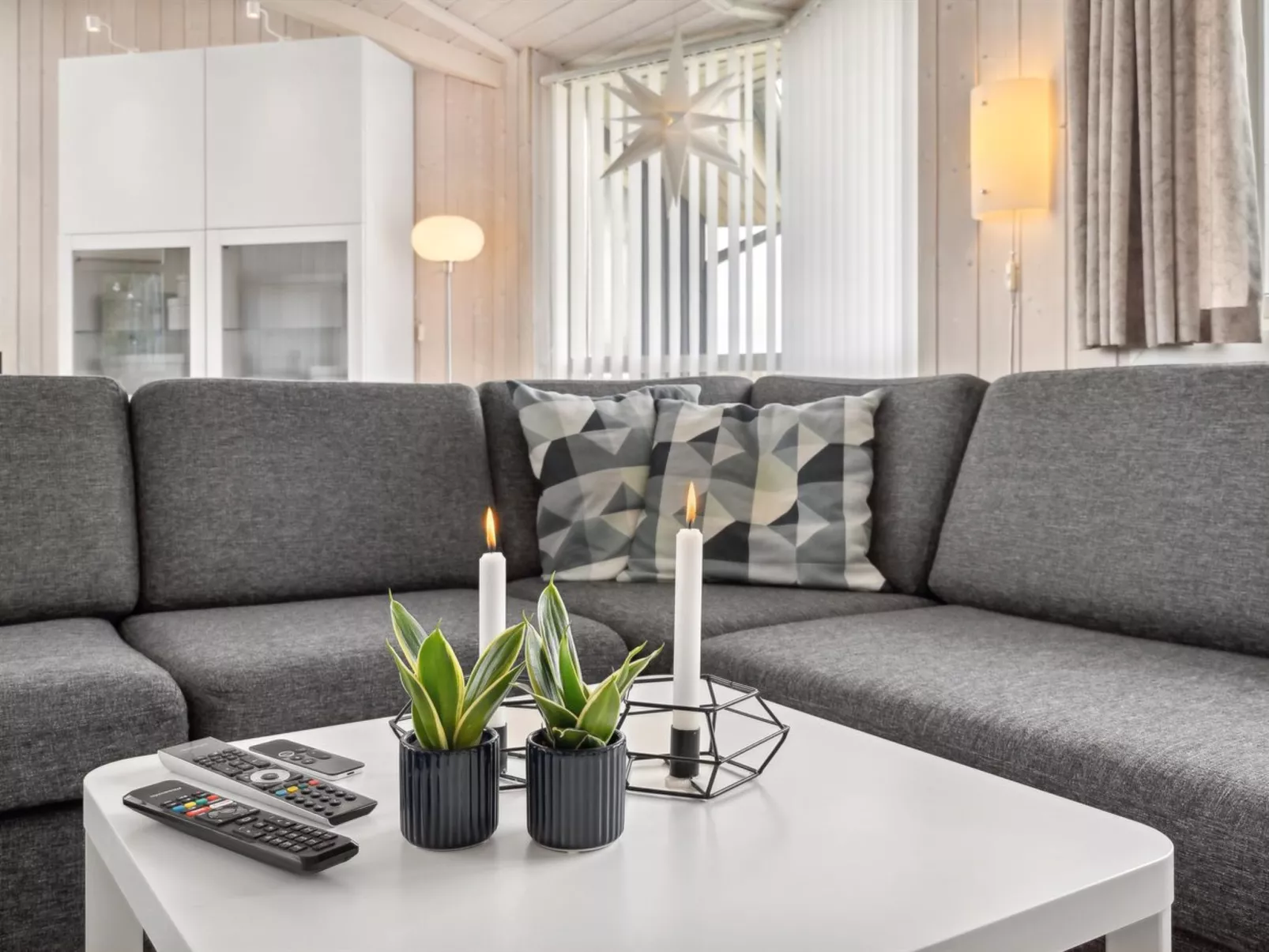 "Arnod" - 400m from the sea-Binnen