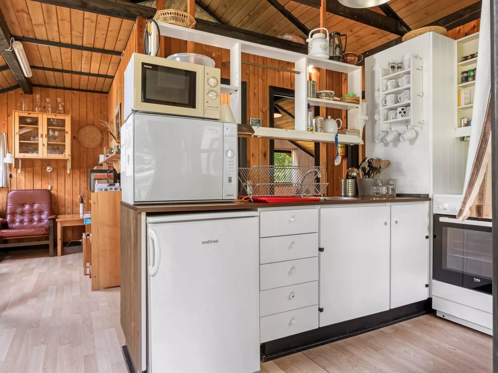 "Elfrieda" - 1.6km from the sea-Binnen