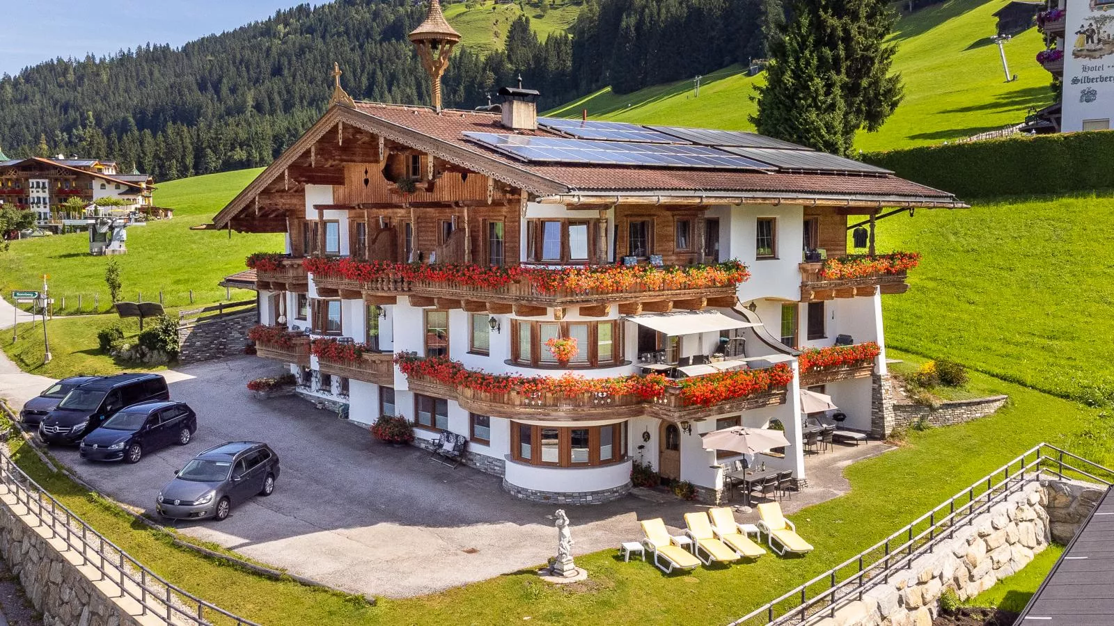 Landhaus Marchfeld Top 4-Buitenkant zomer