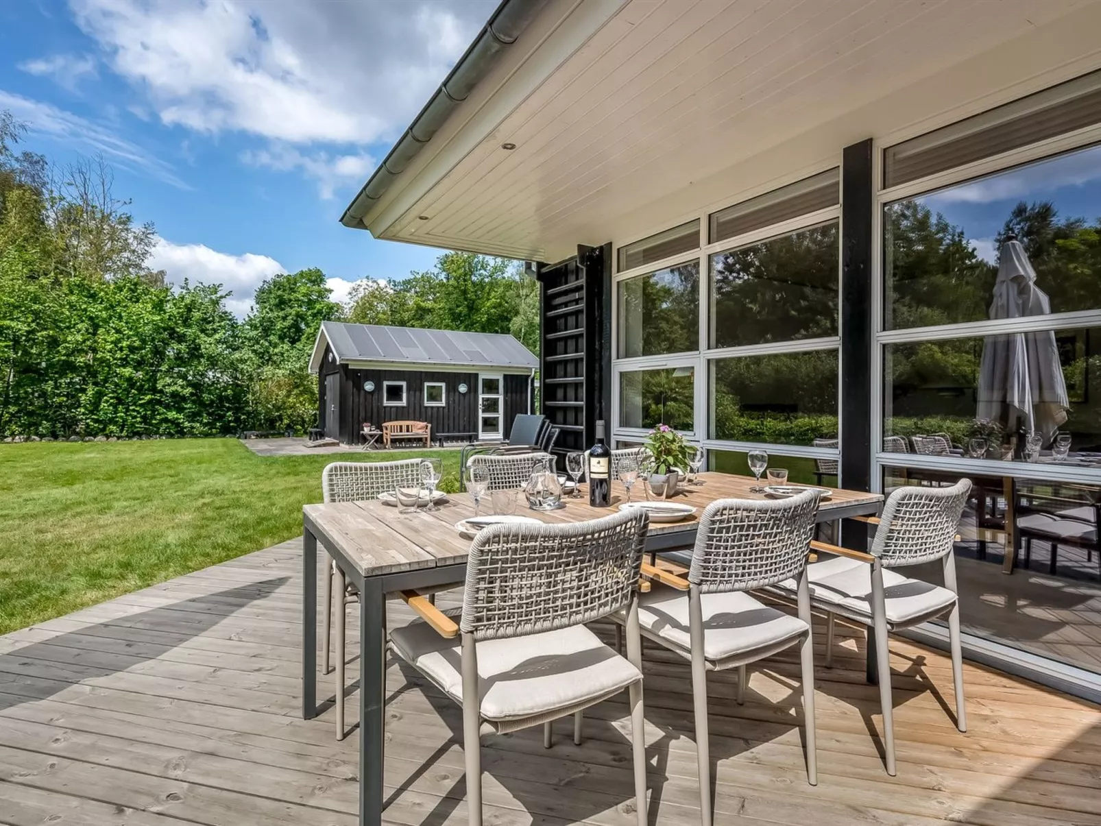 "Jyrki" - 100m from the sea-Buiten