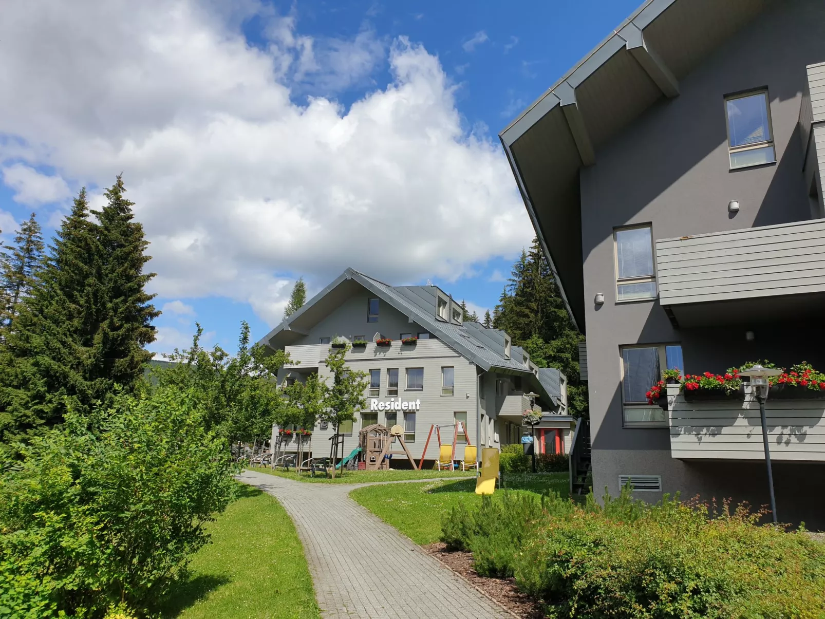 Resident Harrachov B-Buiten