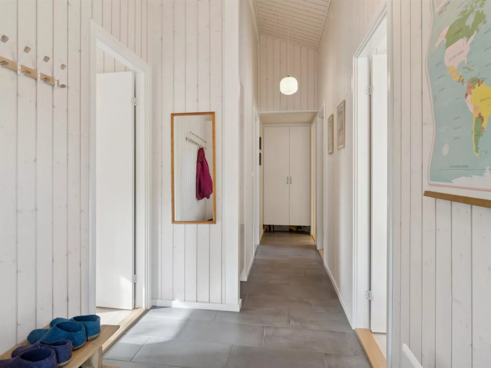 "Ovine" - 1.2km to the fjord-Binnen