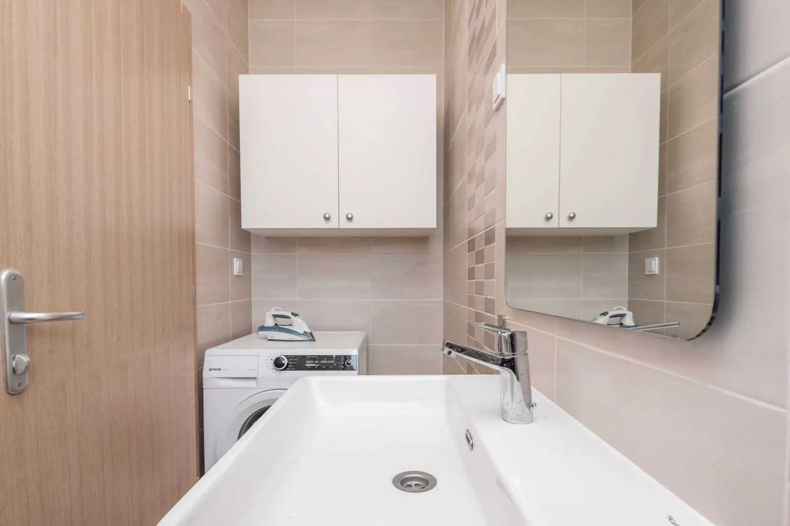 Luxury Escape with Swimming Pool & Modern Design - Superior Four Bedroom Villa with Private Pool ( Villa 2)-Badkamer