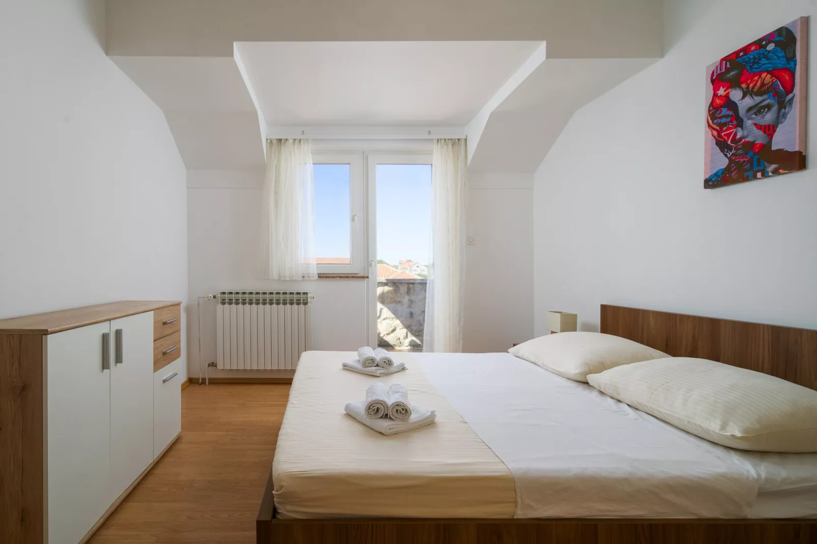 Villa Olea with private heated pool-Slaapkamer