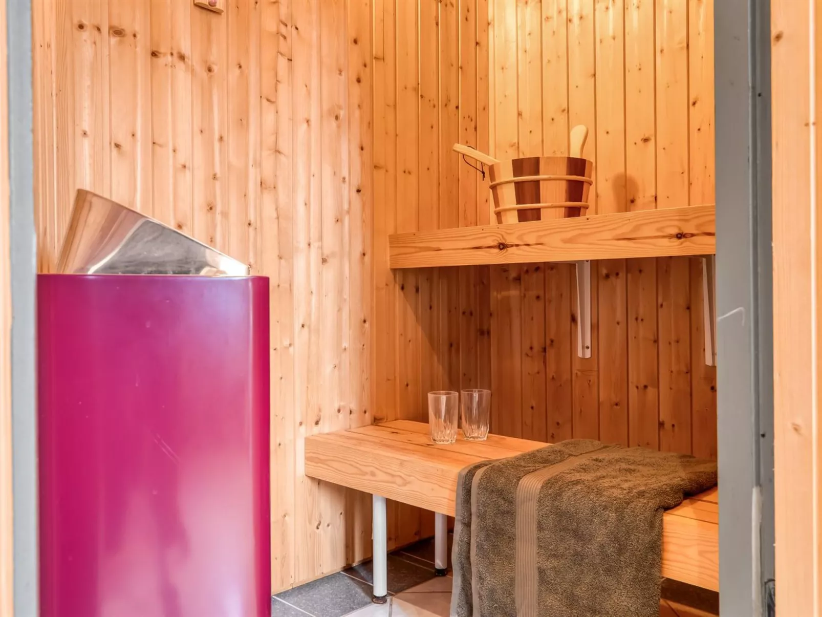 "Raadengaard" - 400m from the sea-Binnen