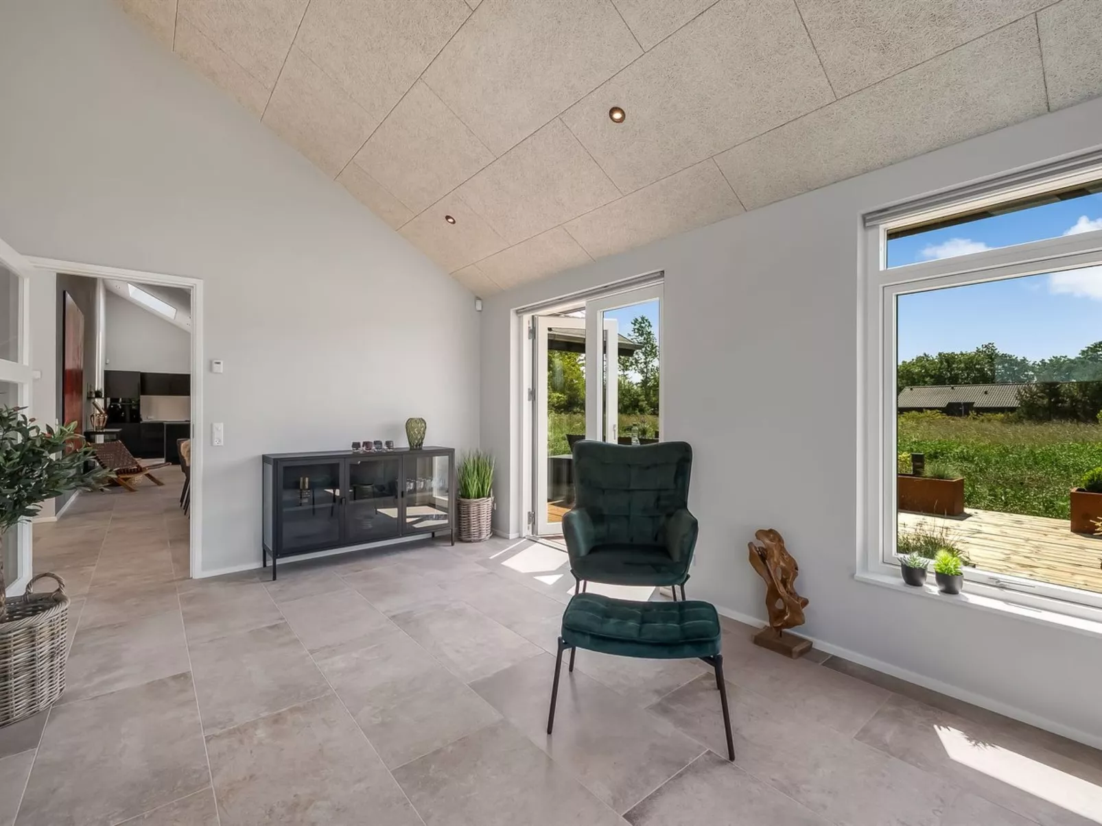 "Måns" - 500m to the fjord-Binnen