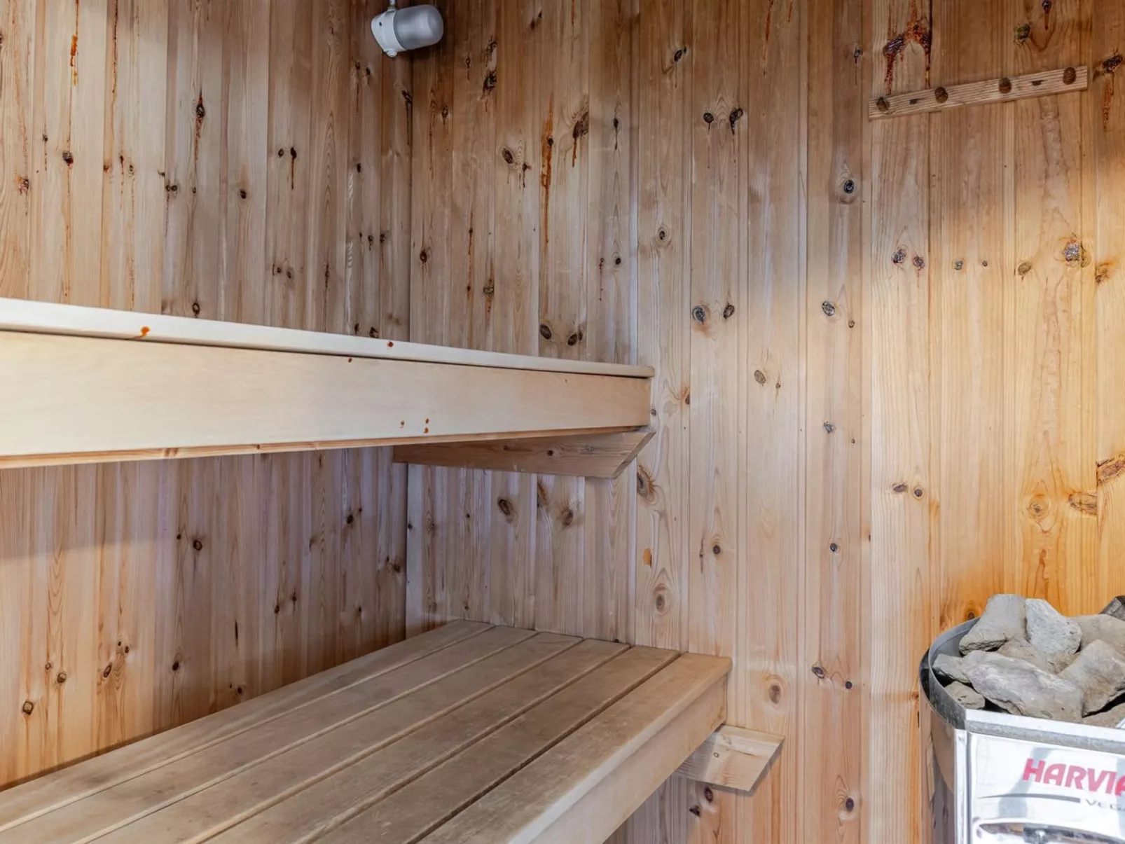 "Peder" - 950m from the sea-Binnen