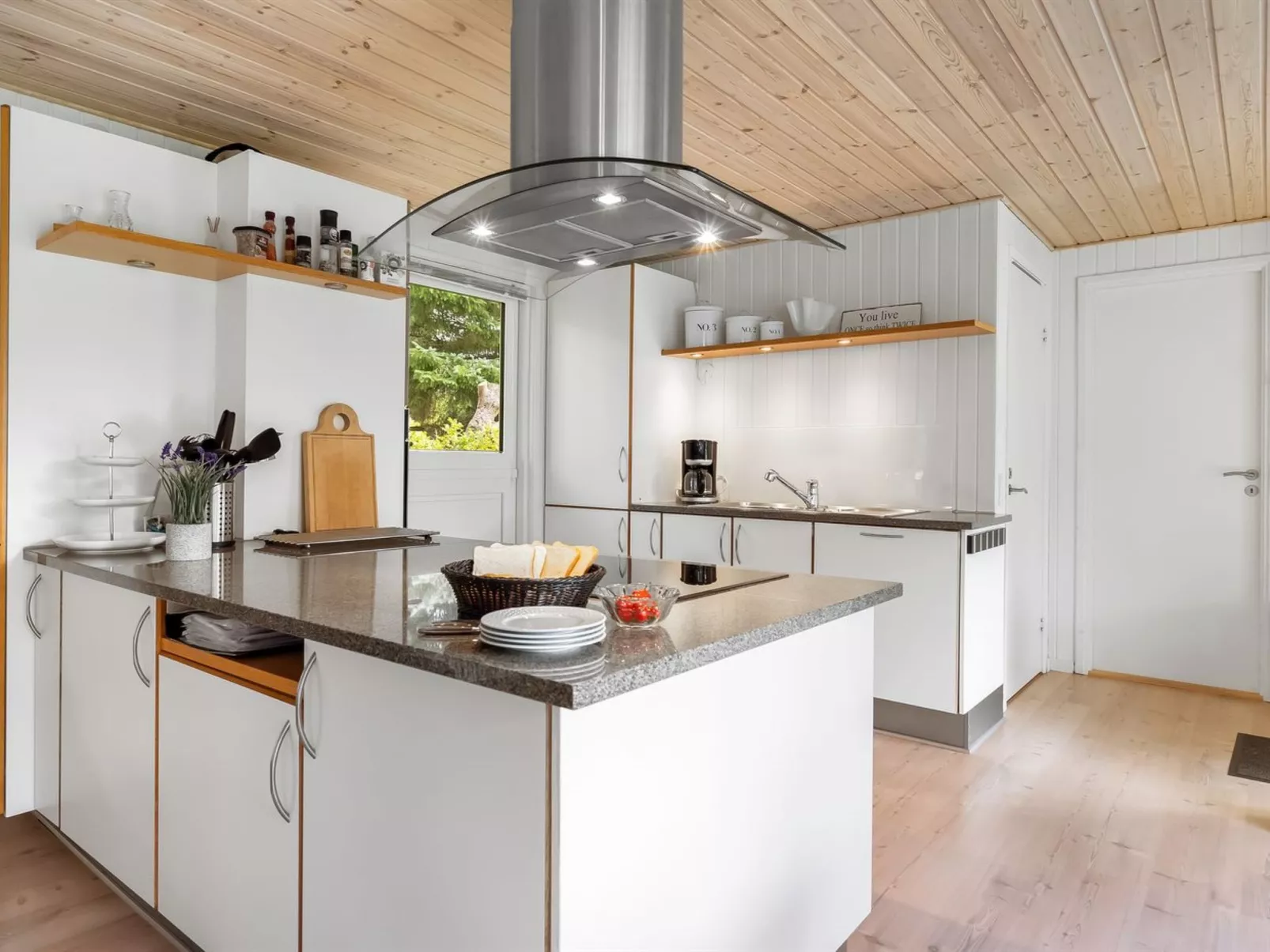 "Ulli" - 1.6km from the sea-Binnen