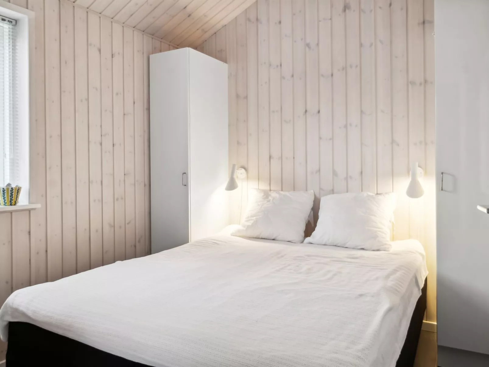 "Esme" - 30m from the sea-Binnen