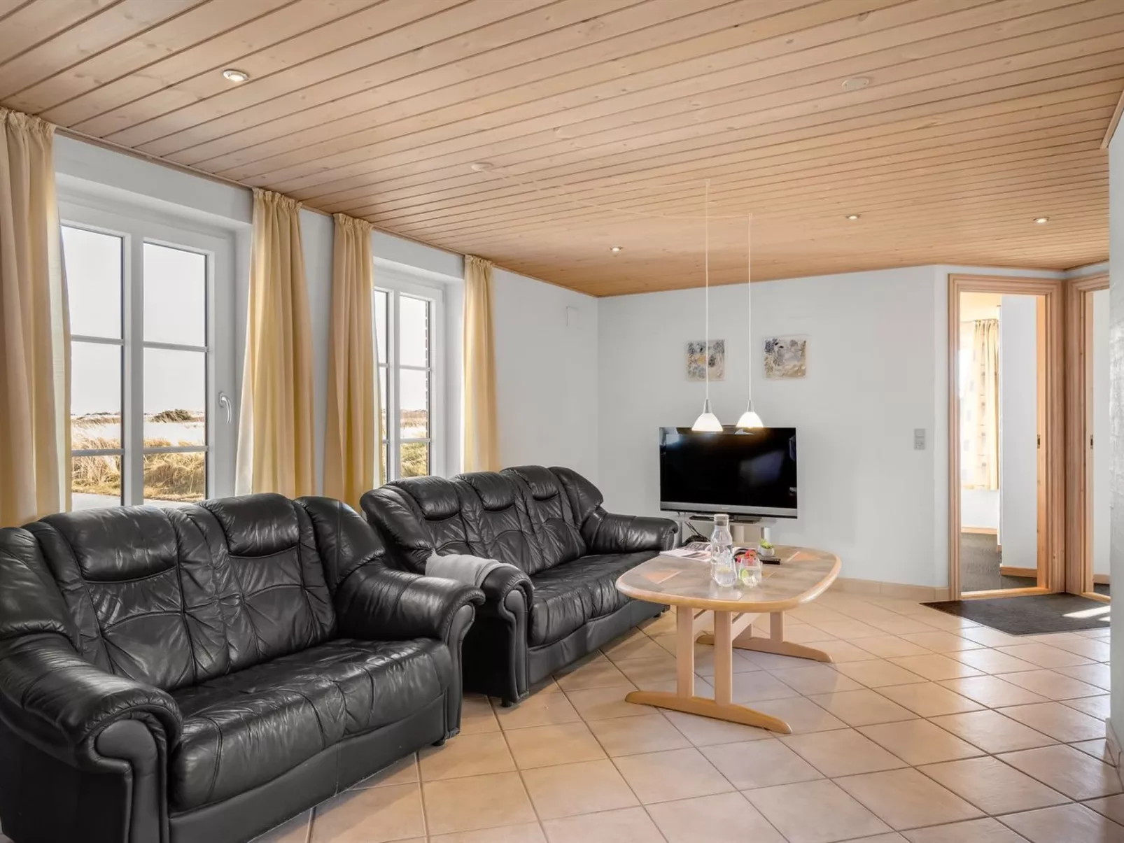 "Gytha" - 75m from the sea-Binnen