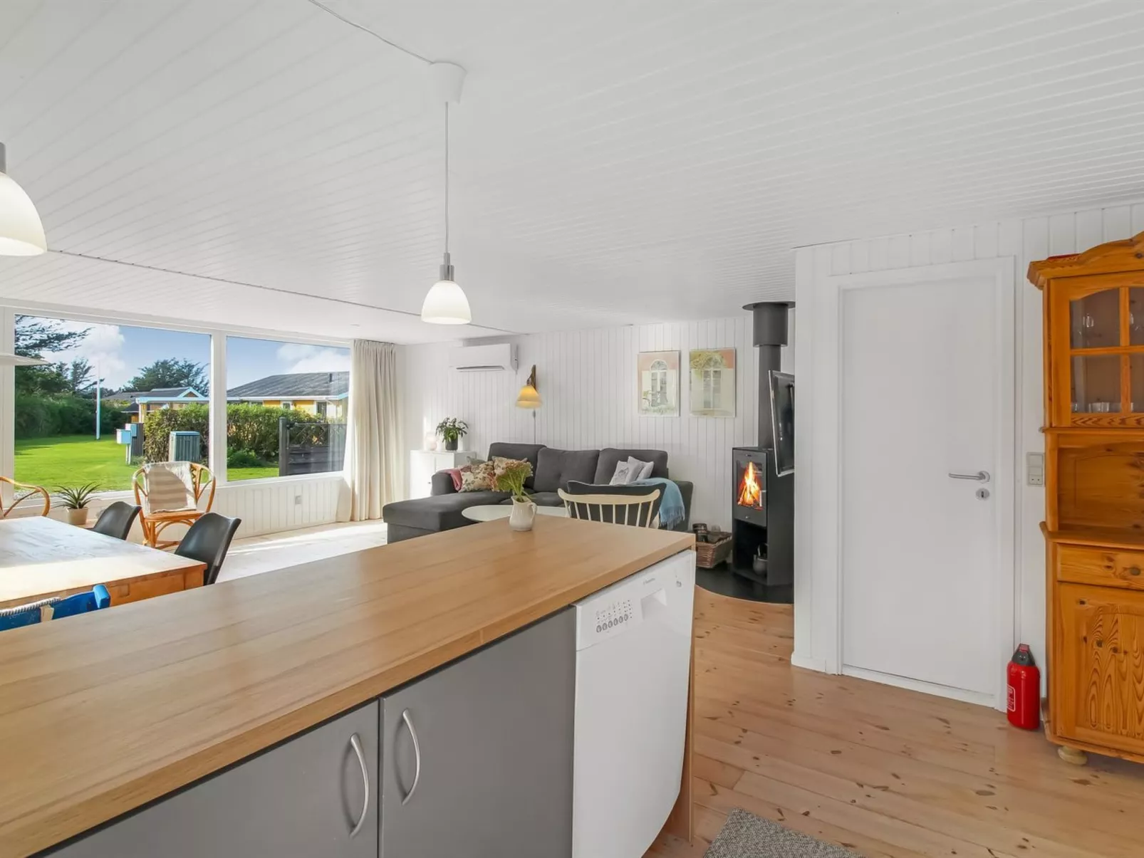 "Reeta" - 450m from the sea-Binnen