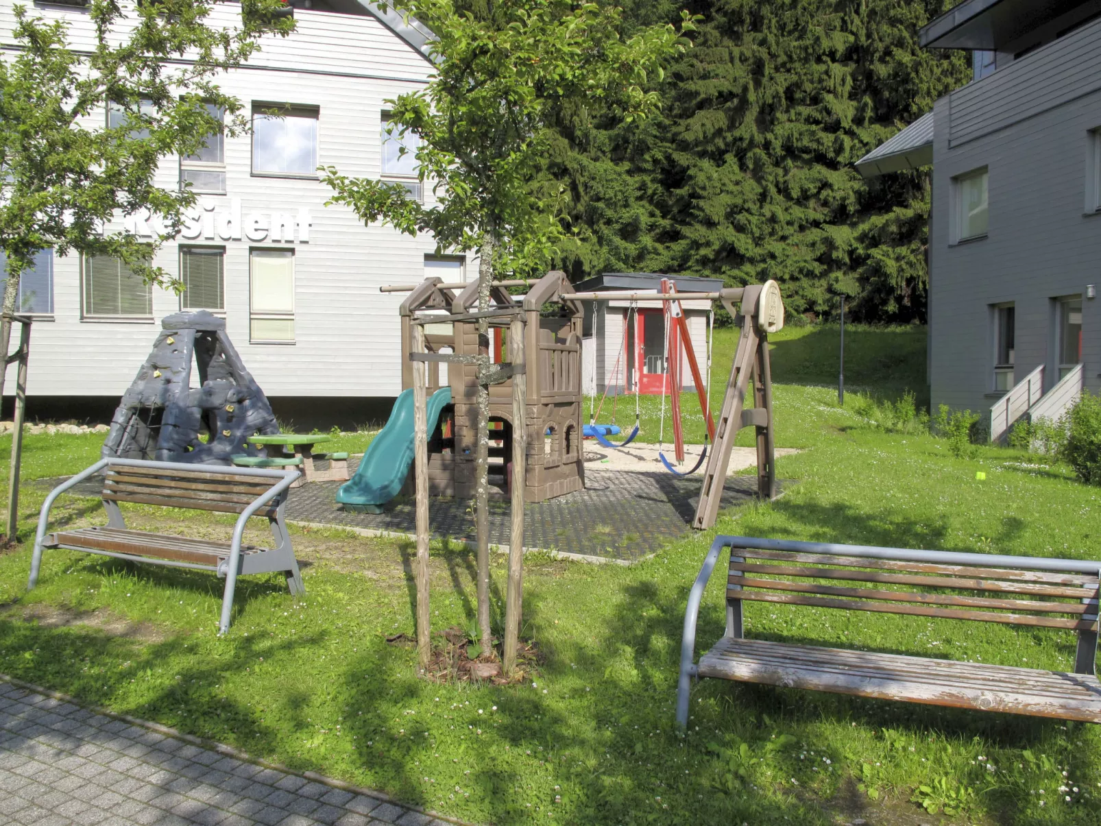 Resident Harrachov B-Buiten