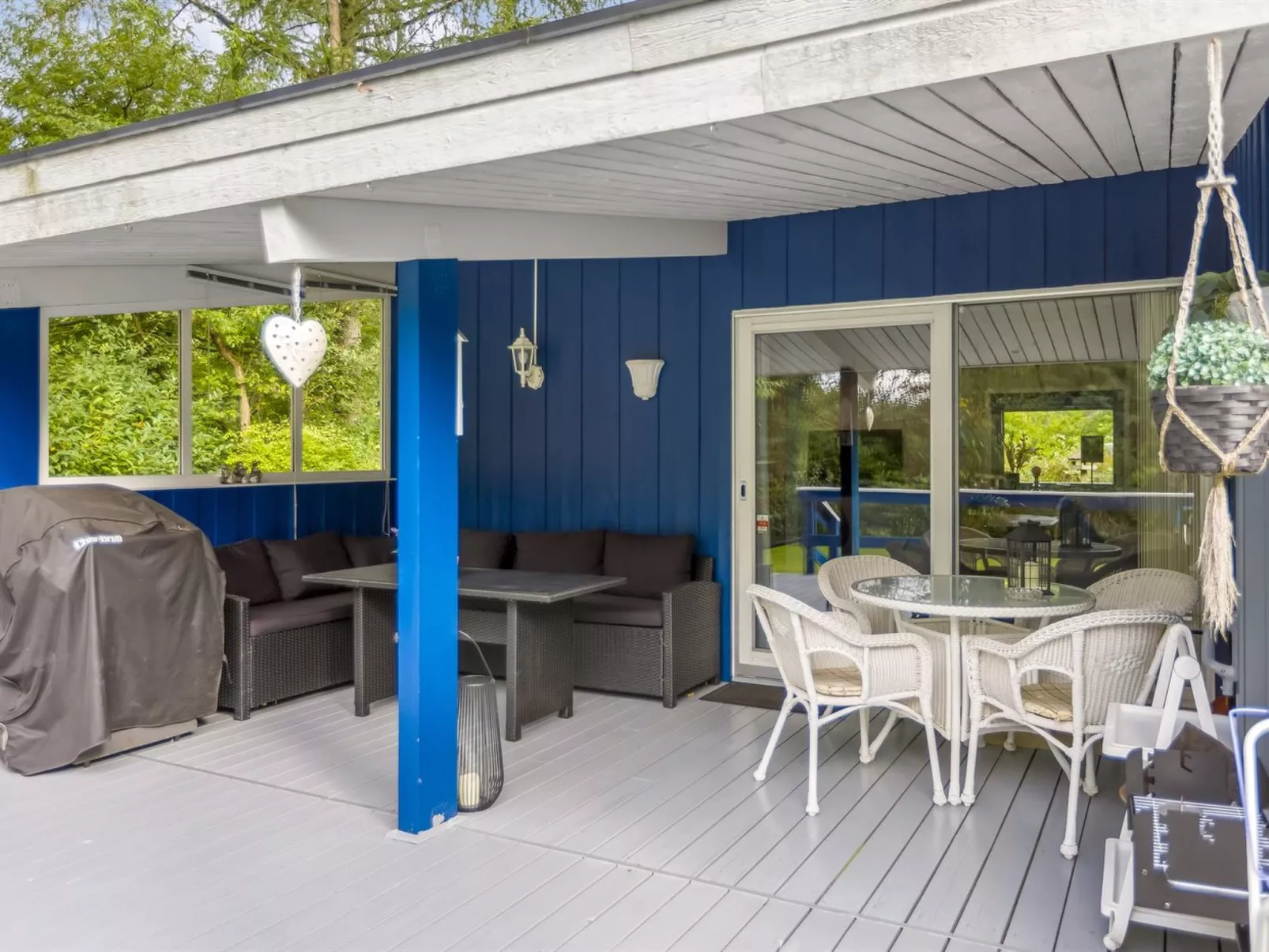 "Anne" - 30km from the sea-Buiten