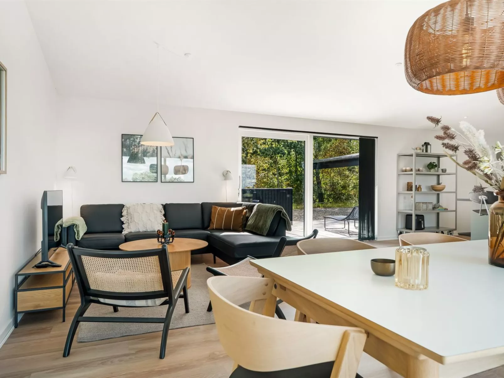 "Lennart" - 500m to the fjord-Binnen